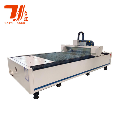 Warmverkauf Metalllaserprozess Laserschnitt Industrieanlagen Ausrüstung CNC-Faserlaserschneidemaschine 3015