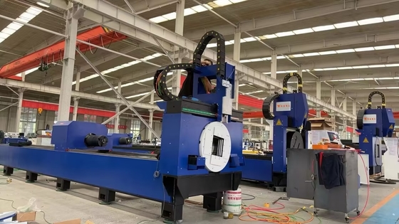 CNC-Automatische Faserlaserschneidmaschine 1500W für Metall Kleingrundete Quadratrohr