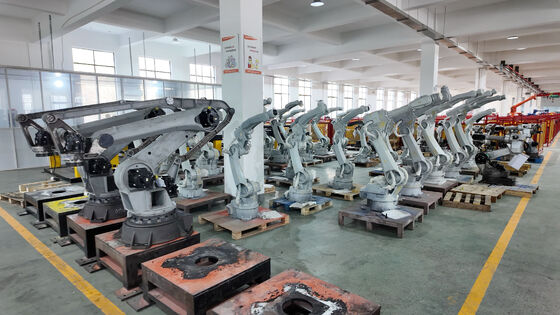 FANUC 6-Achsen-Roboterarm Automatische 3D-Faser-Schneidmaschine für Edelstahl-Lampenschirm 3D-Bearbeitung