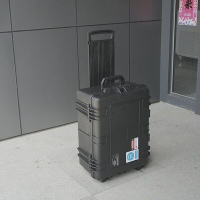 50W Rucksack-Pulslaser-Reinigungsmaschine für Rost-, Farb- und Ölentfernung