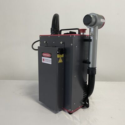 200W Rucksack-tragbare Pulsfaserlaserreinigungsmaschine zur Entfernung von Rost, Farbe und Öl